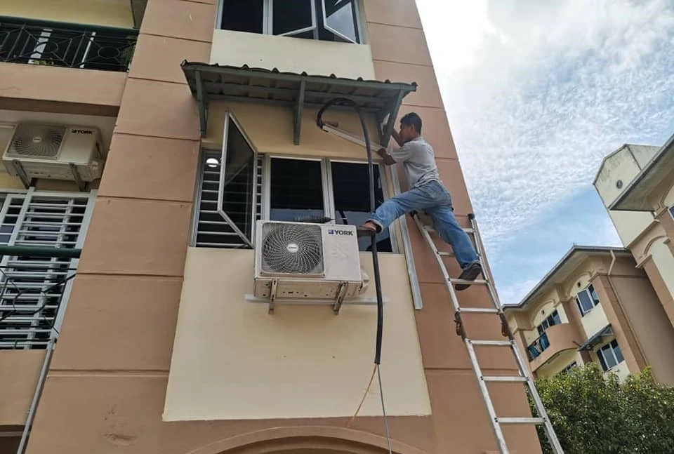 Misty Breeze Air-Conditioning